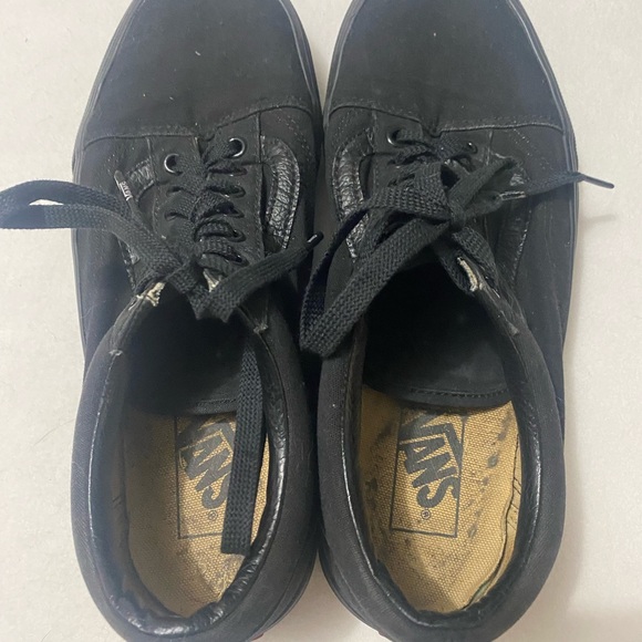 Vans Black Canvas Sneakers Mens 9/Women 10.5 classic - Picture 3 of 9